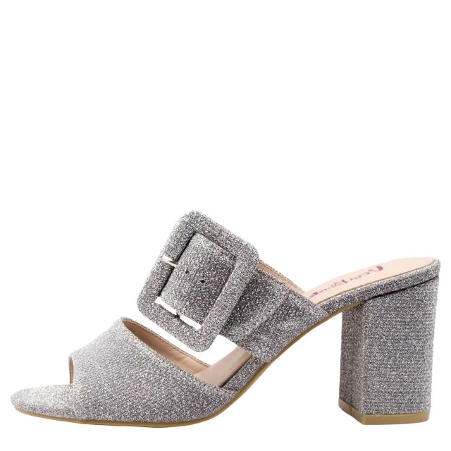 SANDARA - SANDALI SS26