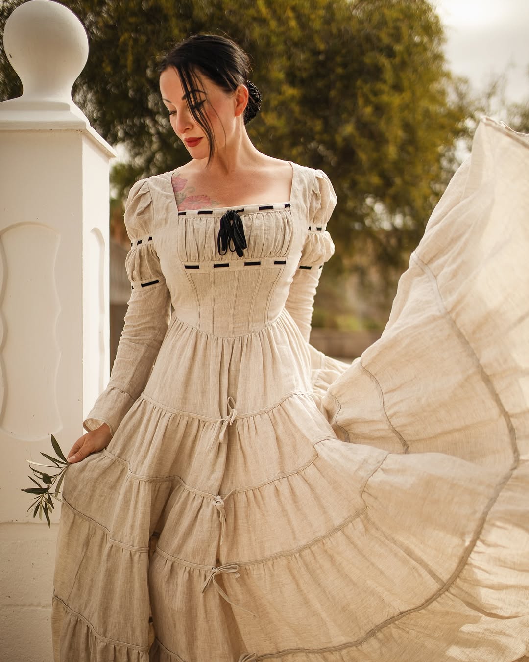ALIYAH | ABITO MAXI IMPERIALE IN LINO