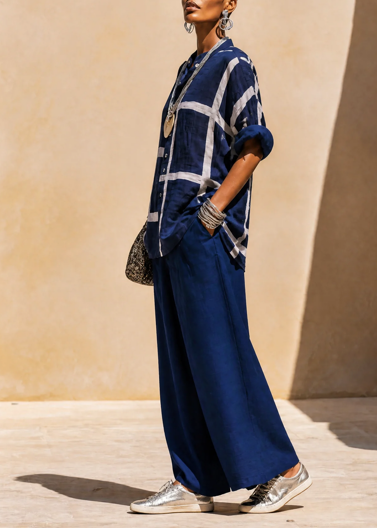 ISOLDE | COMPLETO CASUAL CON CAMICIA AMPIA E PANTALONI RELAXED