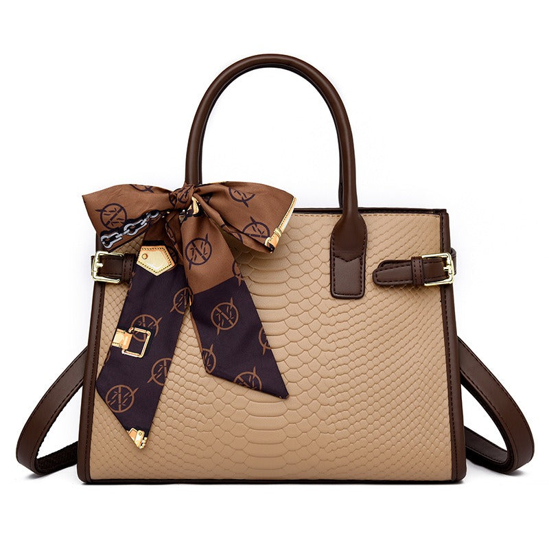 SAC EN CUIR CHRISTOPHER WALLACE™