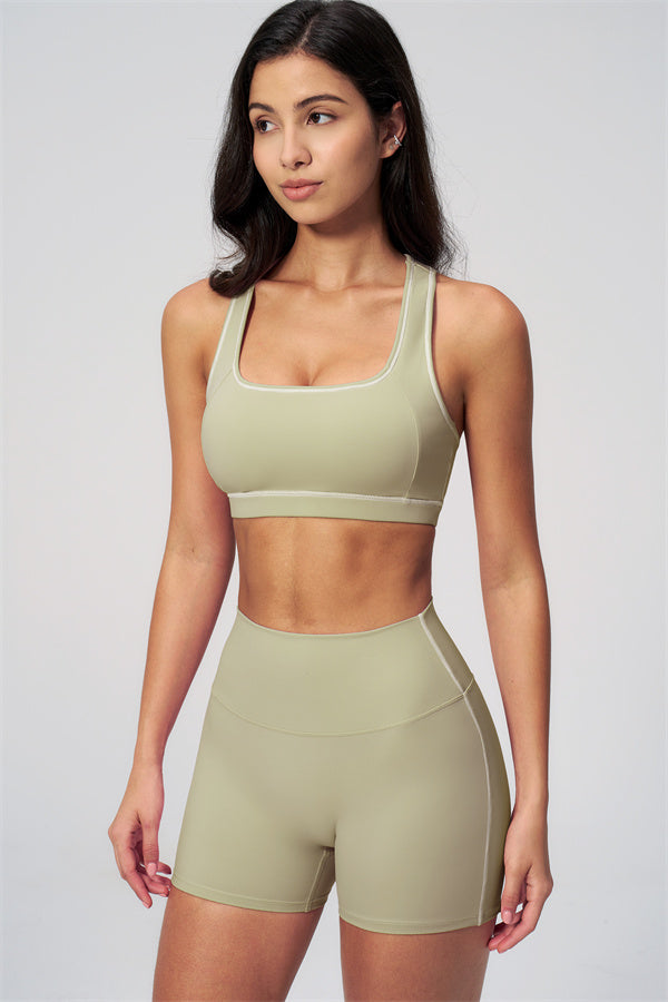 MHEL - SET 2 PEZZI VENUS CON REGGISENO SPORTIVO E SHORTS