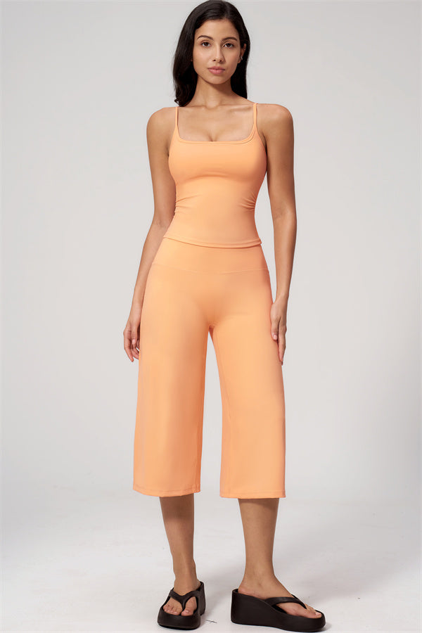NARISSA - COMPLETO 2 PEZZI CON TOP A CANOTTA E PANTALONI CROP A GAMBA LARGA