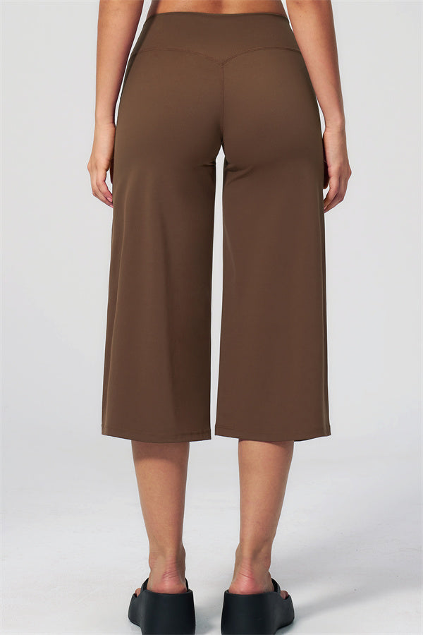 NARISSA - COMPLETO 2 PEZZI CON TOP A CANOTTA E PANTALONI CROP A GAMBA LARGA