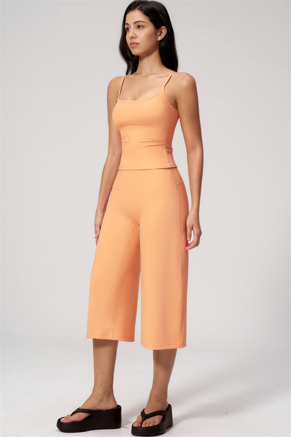 NARISSA - COMPLETO 2 PEZZI CON TOP A CANOTTA E PANTALONI CROP A GAMBA LARGA