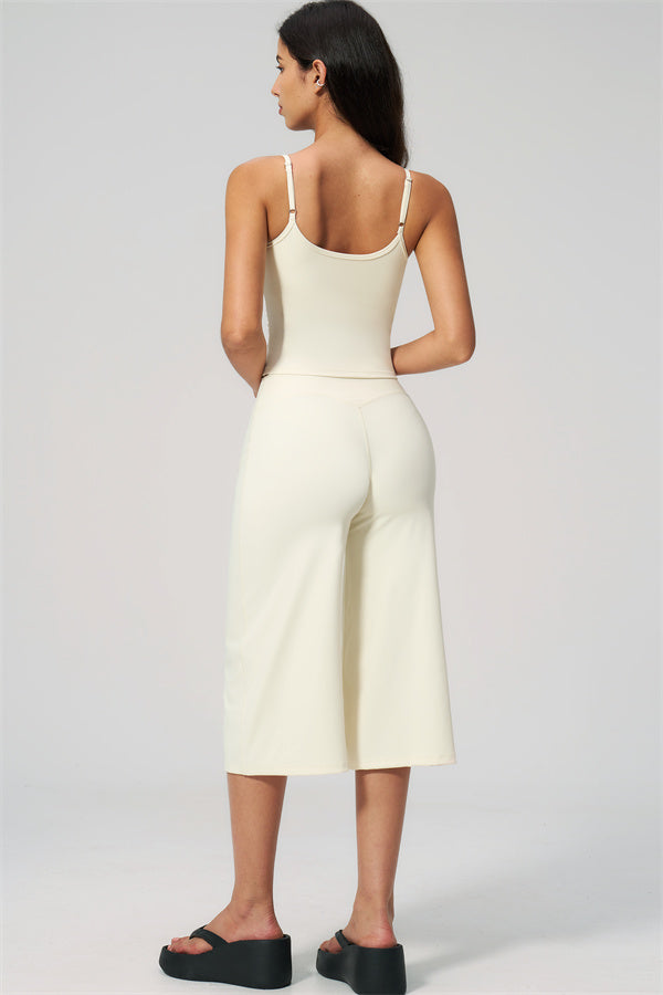 NARISSA - COMPLETO 2 PEZZI CON TOP A CANOTTA E PANTALONI CROP A GAMBA LARGA